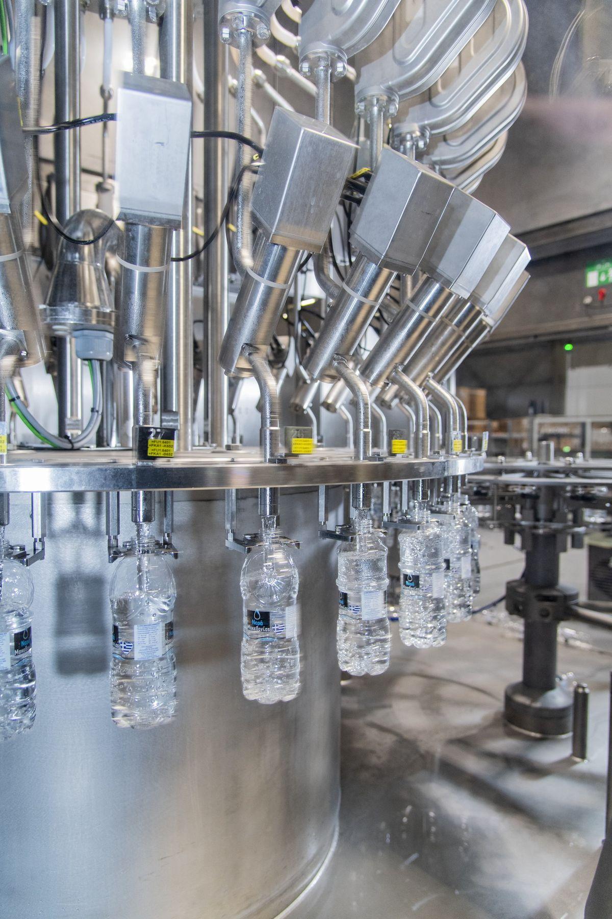 Chemical-Free PET Bottle Sanitation: Ozone Solutions for Malaysian Bottling Plants